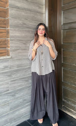 Chiffon B&W set