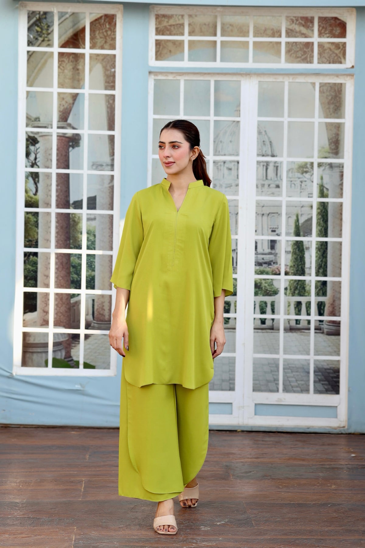Parrot shirt & tulip culottes