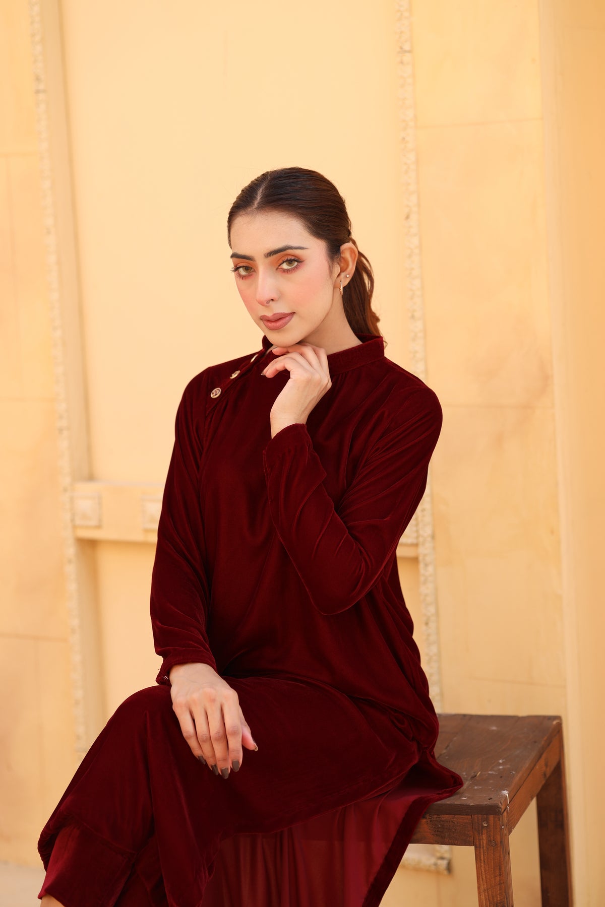 Maroon grace set