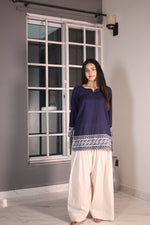 Minar blue