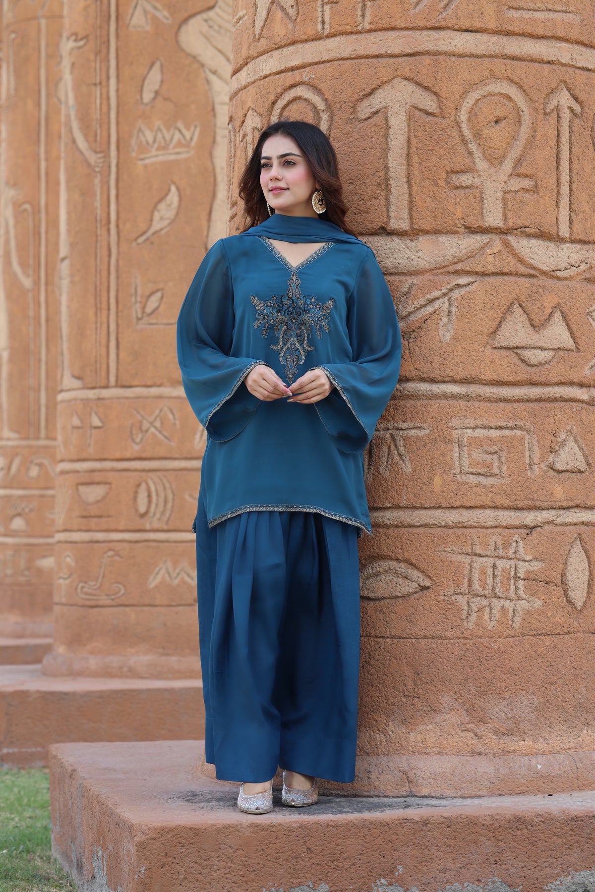 Zinc embroidered