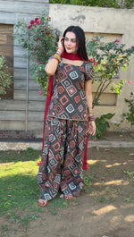 Lawn Hexa