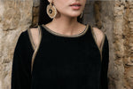 Black cold shoulder