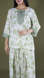 Breeze green