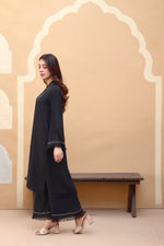 Black thread dress