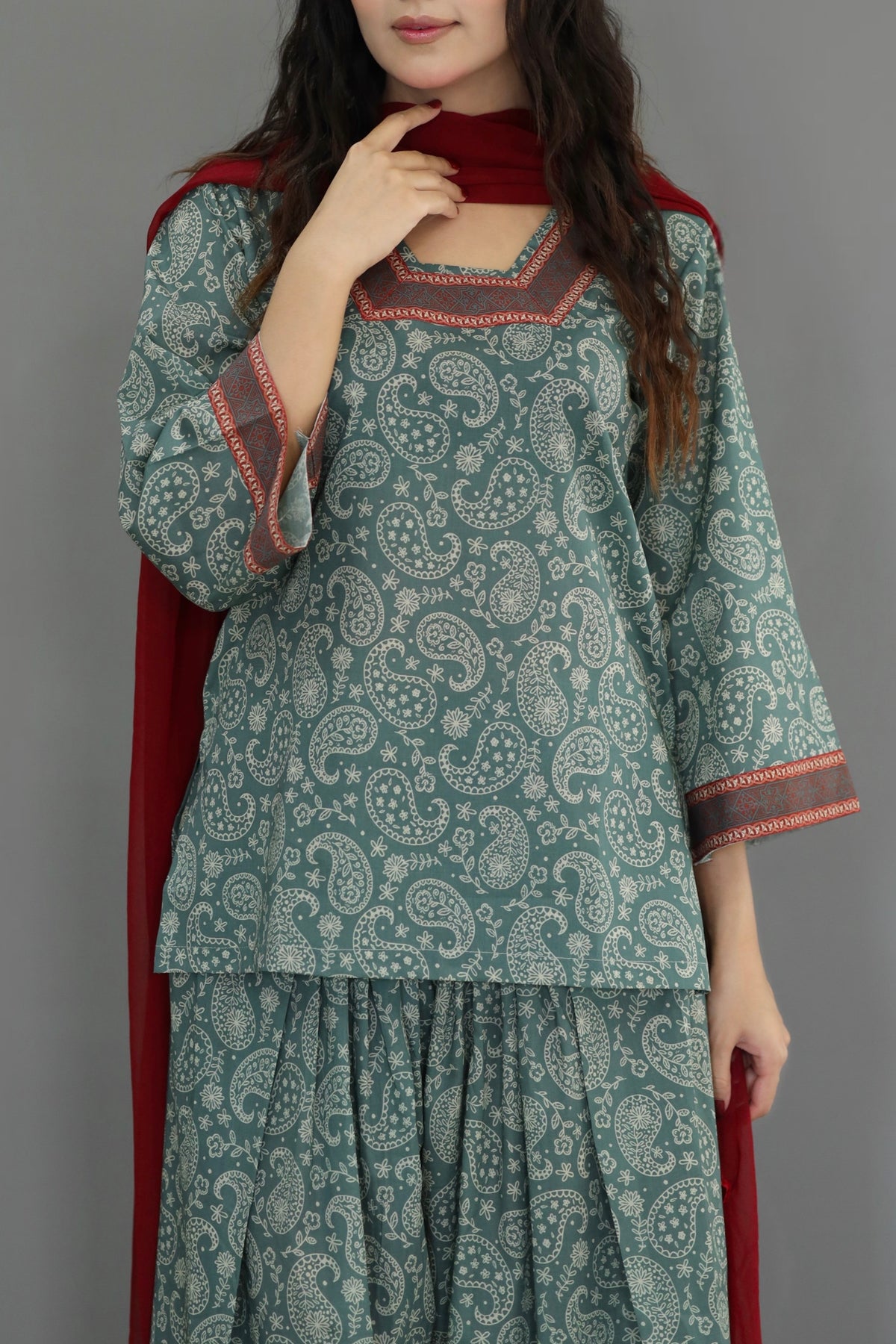 Sage paisley