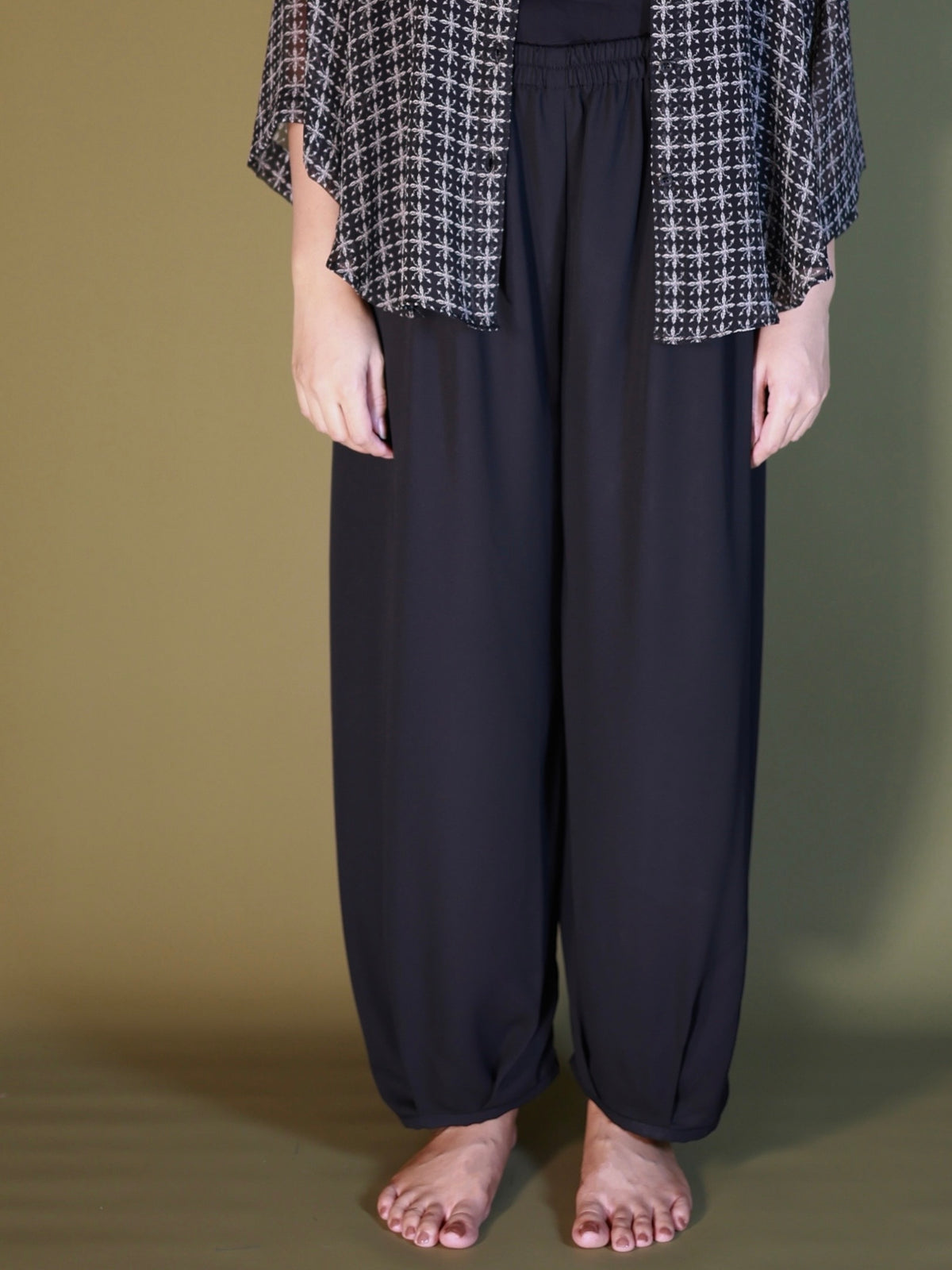 Black culottes bubble