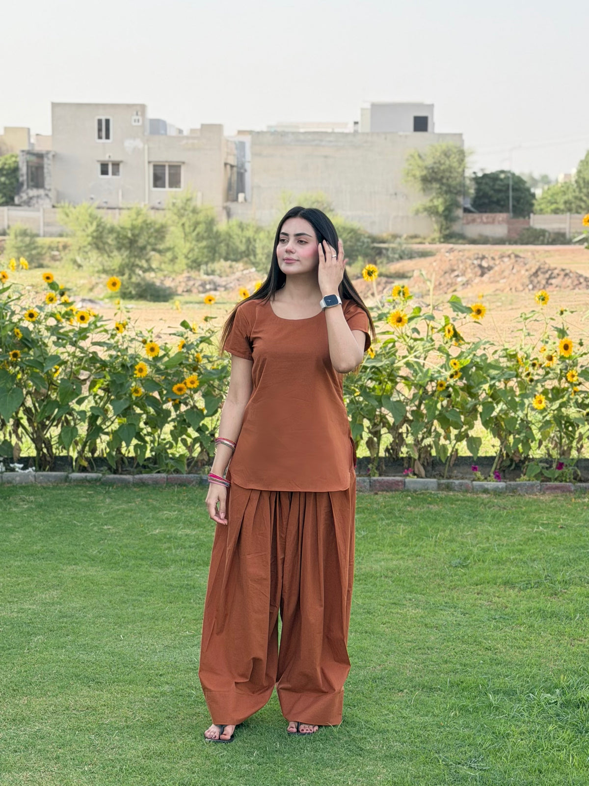 Lawn rust kurti set