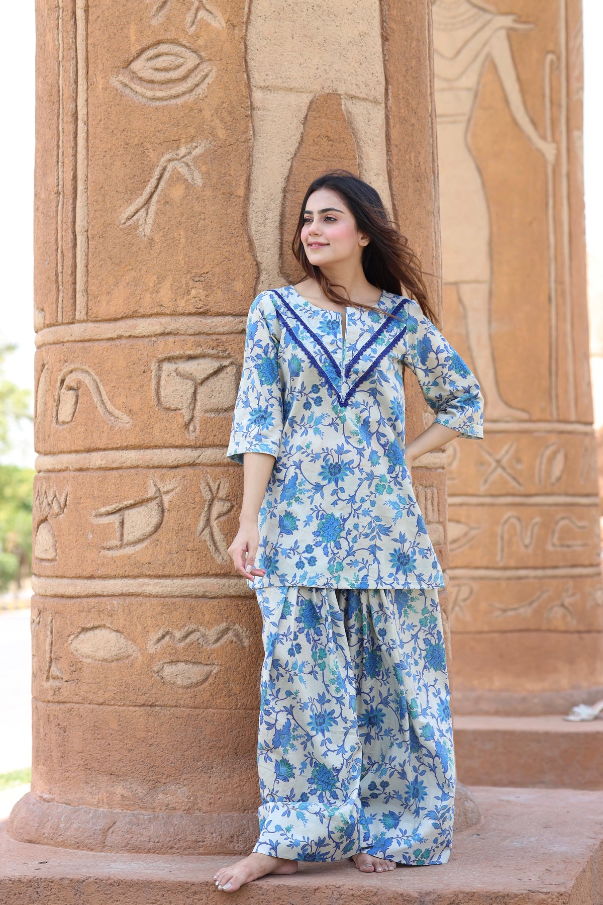 blue floral farshi